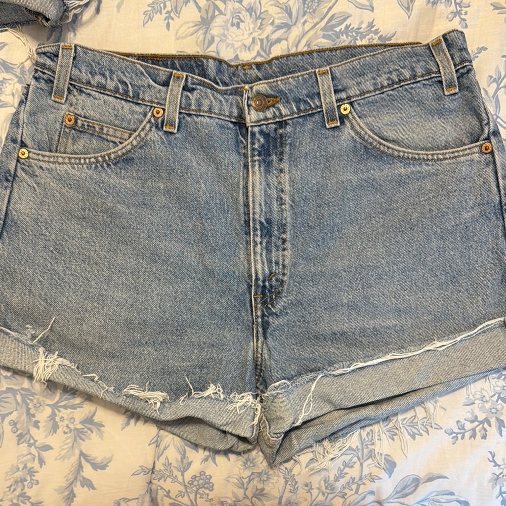 Levi Orange Tab Shorts